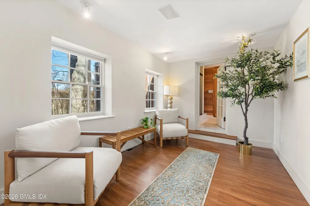 91 Algonquin Road Fairfield CT 06825