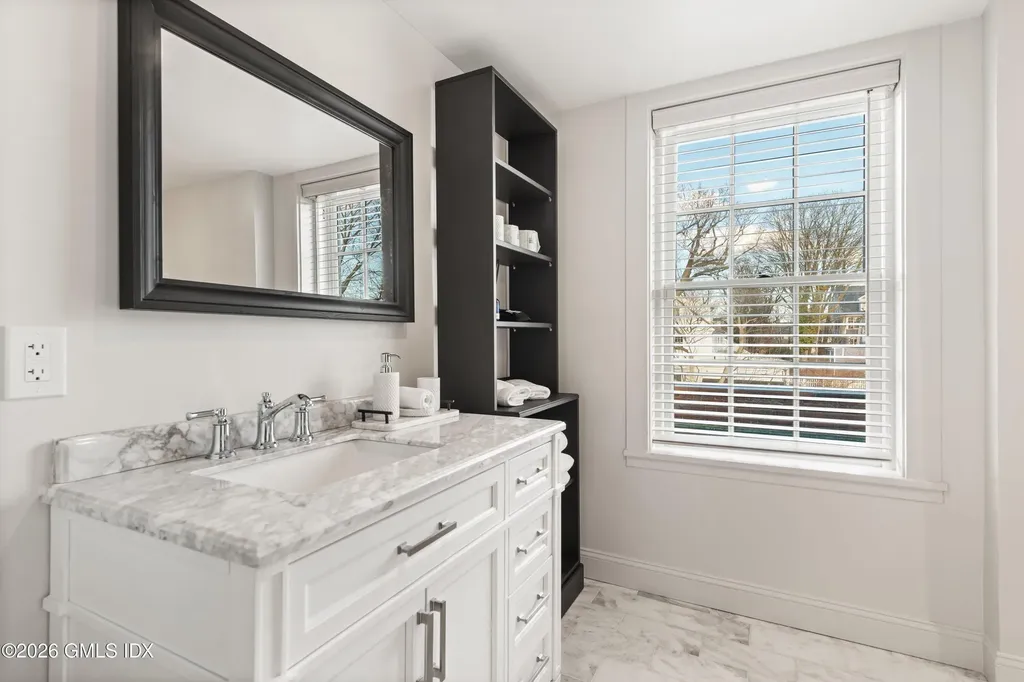 91 Algonquin Road Fairfield CT 06825