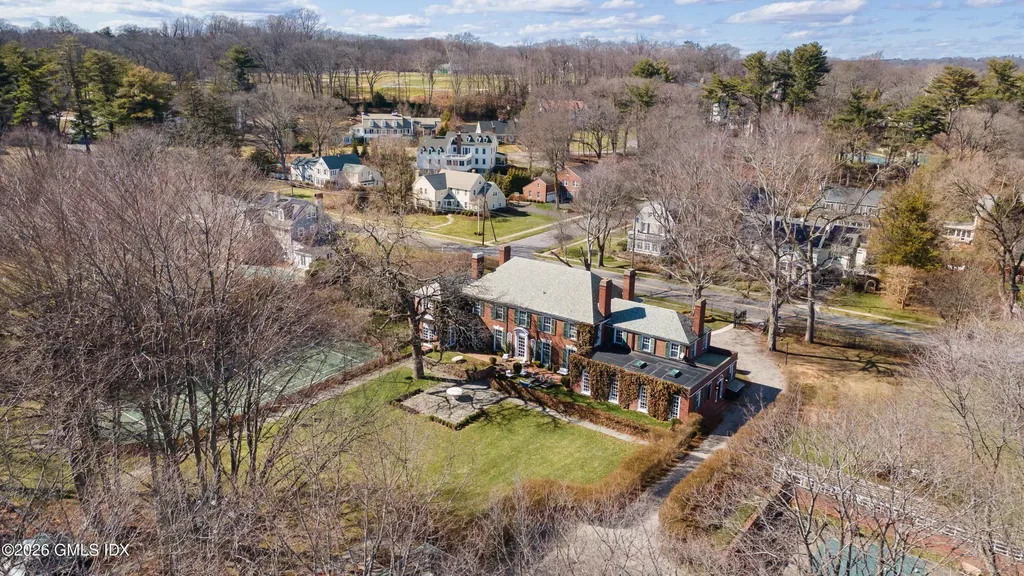 91 Algonquin Road Fairfield CT 06825