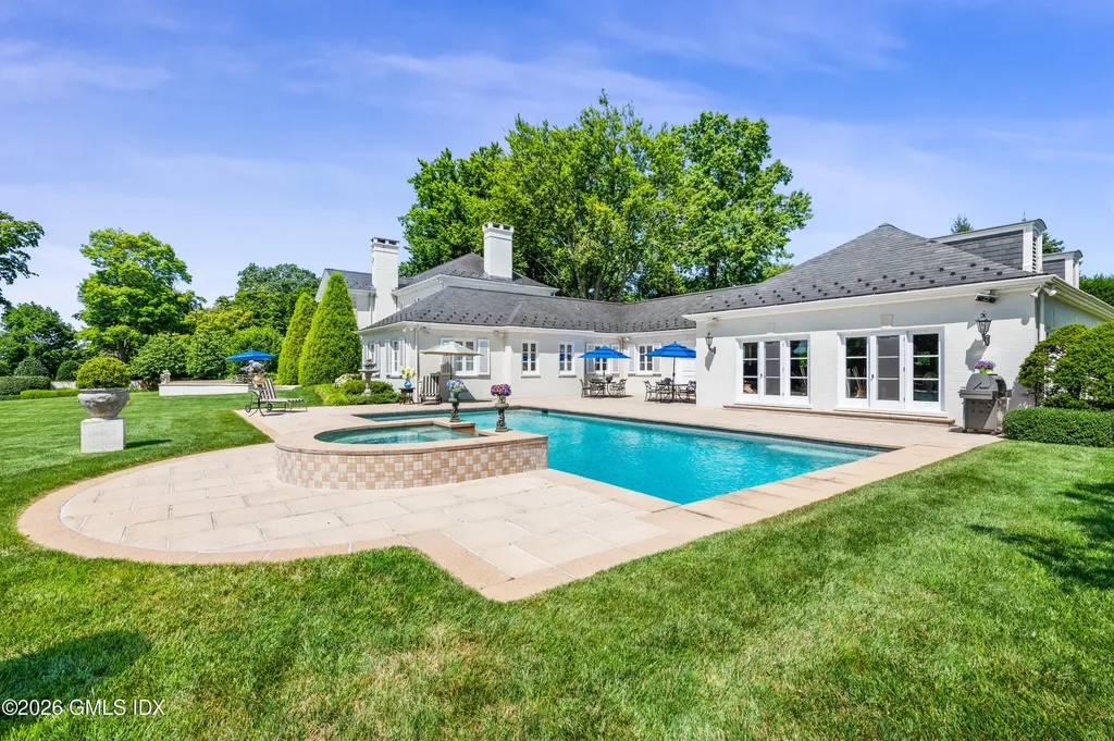 25 Field Point Circle Greenwich CT 06830