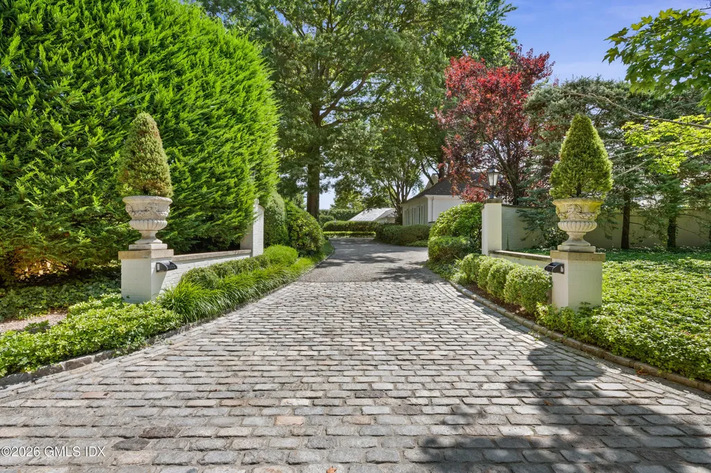 25 Field Point Circle Greenwich CT 06830