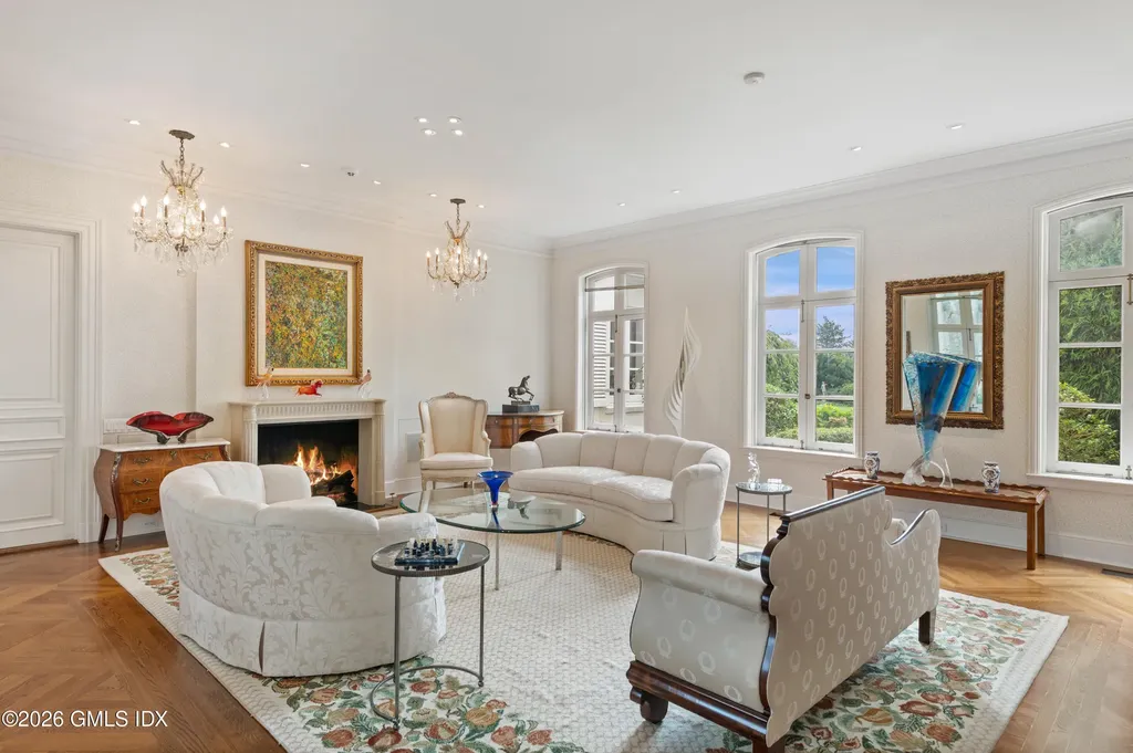 25 Field Point Circle Greenwich CT 06830