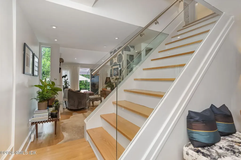 13 Mortimer Drive Old Greenwich CT 06870