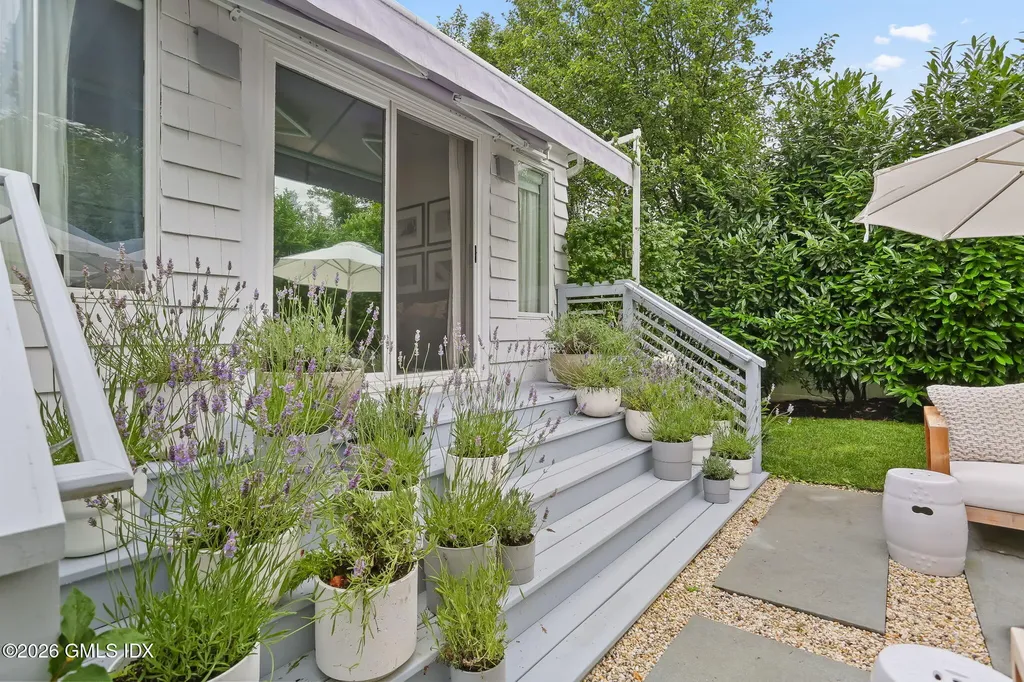 13 Mortimer Drive Old Greenwich CT 06870