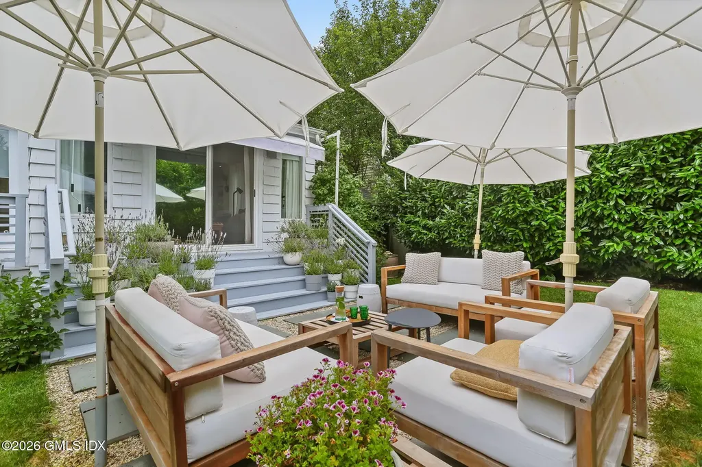 13 Mortimer Drive Old Greenwich CT 06870