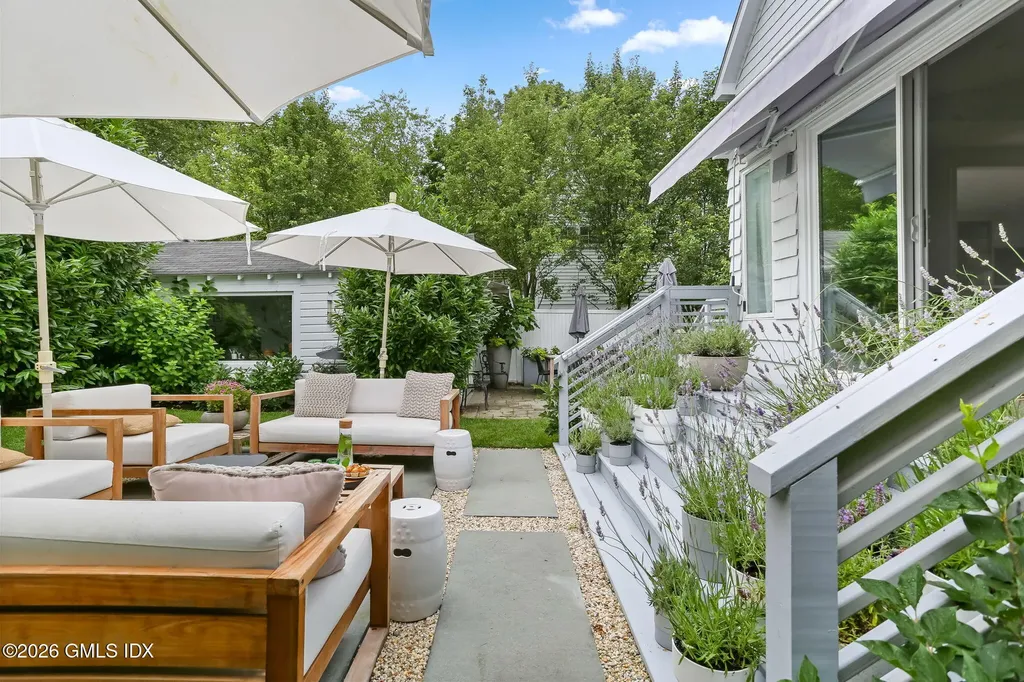 13 Mortimer Drive Old Greenwich CT 06870