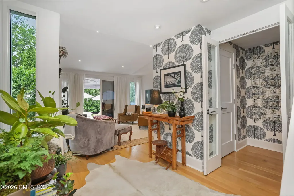 13 Mortimer Drive Old Greenwich CT 06870