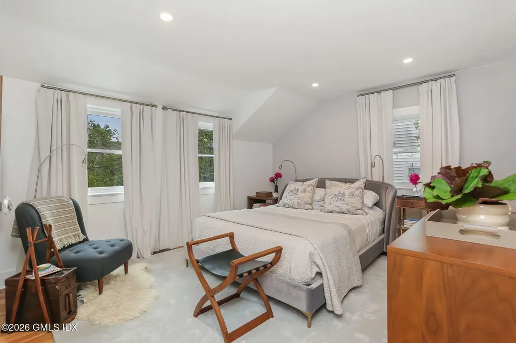 13 Mortimer Drive Old Greenwich CT 06870