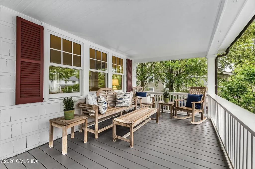 38 Highview Avenue Old Greenwich CT 06870