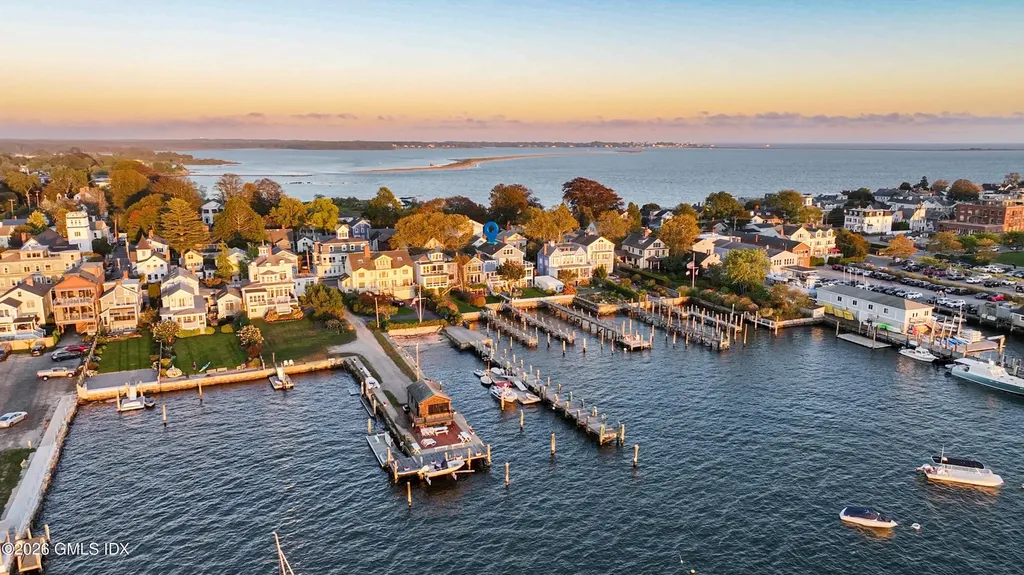 88 Water Street Stonington CT 06378