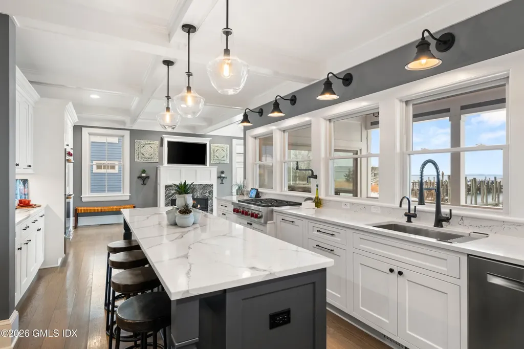 88 Water Street Stonington CT 06378