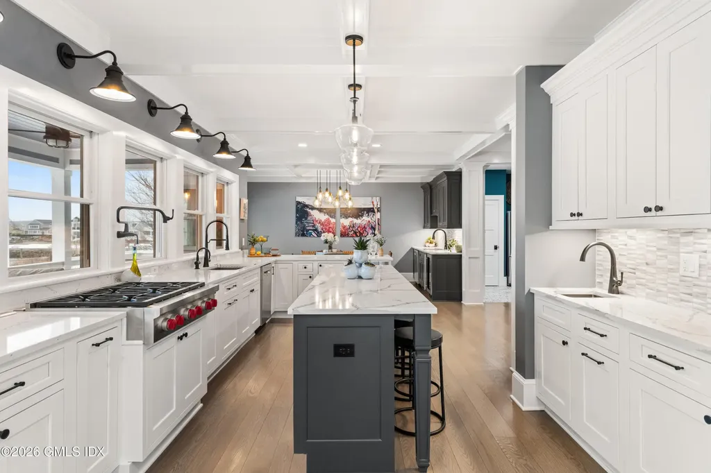 88 Water Street Stonington CT 06378