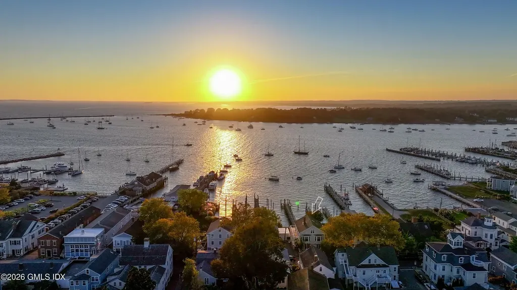 88 Water Street Stonington CT 06378