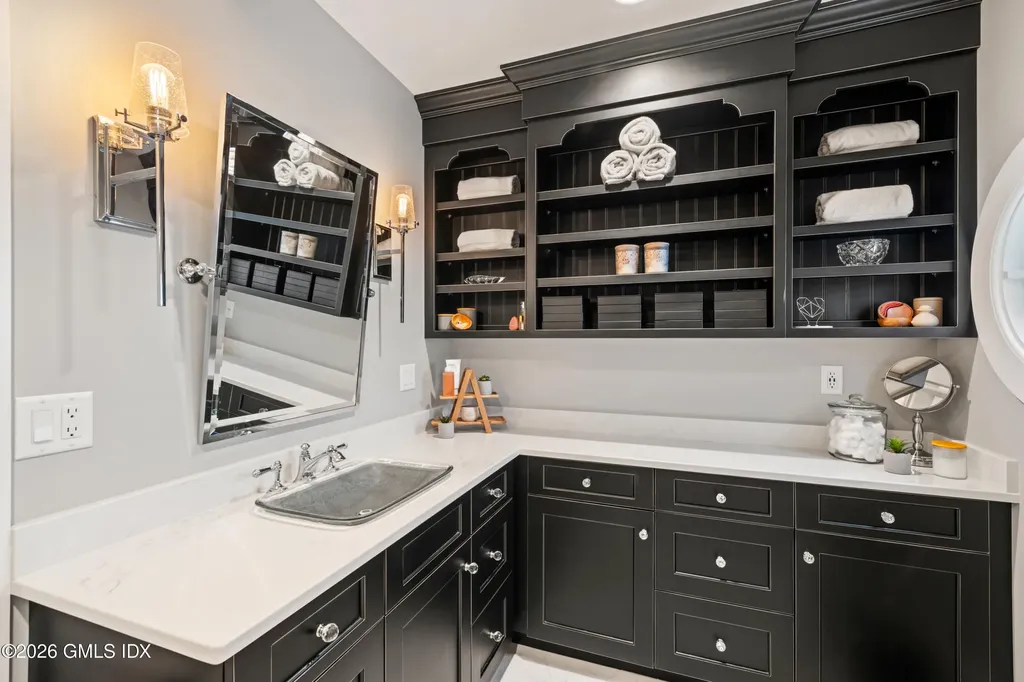 88 Water Street Stonington CT 06378