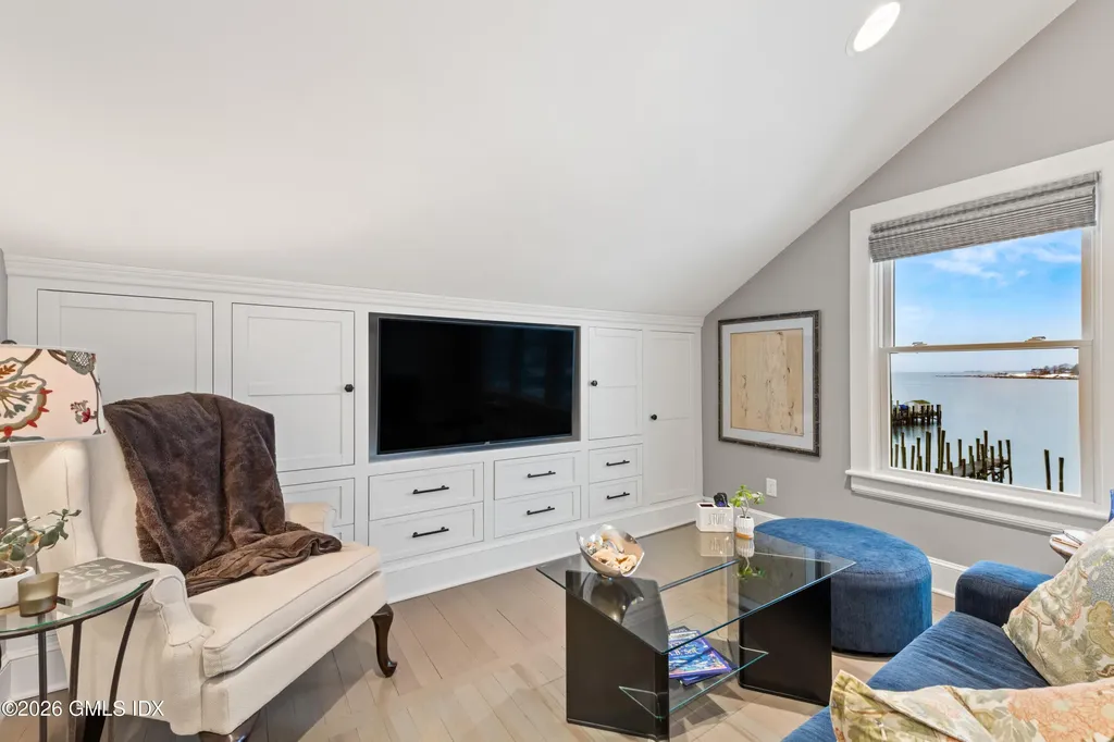 88 Water Street Stonington CT 06378