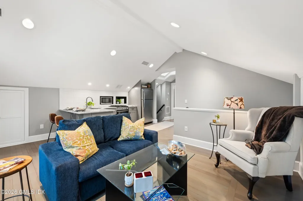 88 Water Street Stonington CT 06378