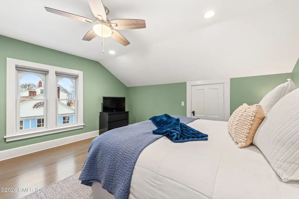 88 Water Street Stonington CT 06378