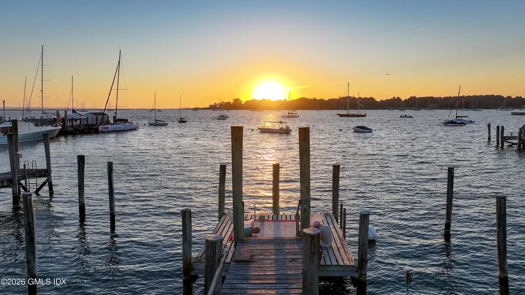 88 Water Street Stonington CT 06378