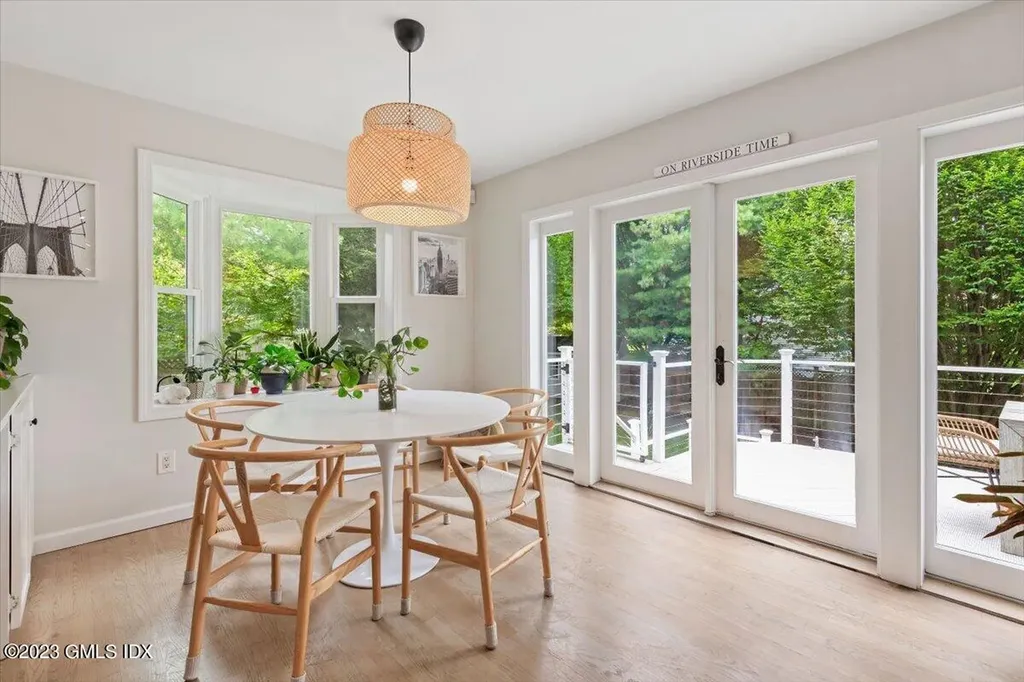 5 Sunshine Avenue Riverside CT 06878