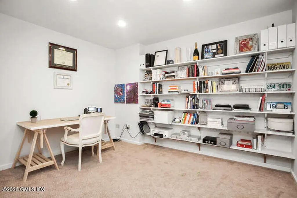5 Sunshine Avenue Riverside CT 06878