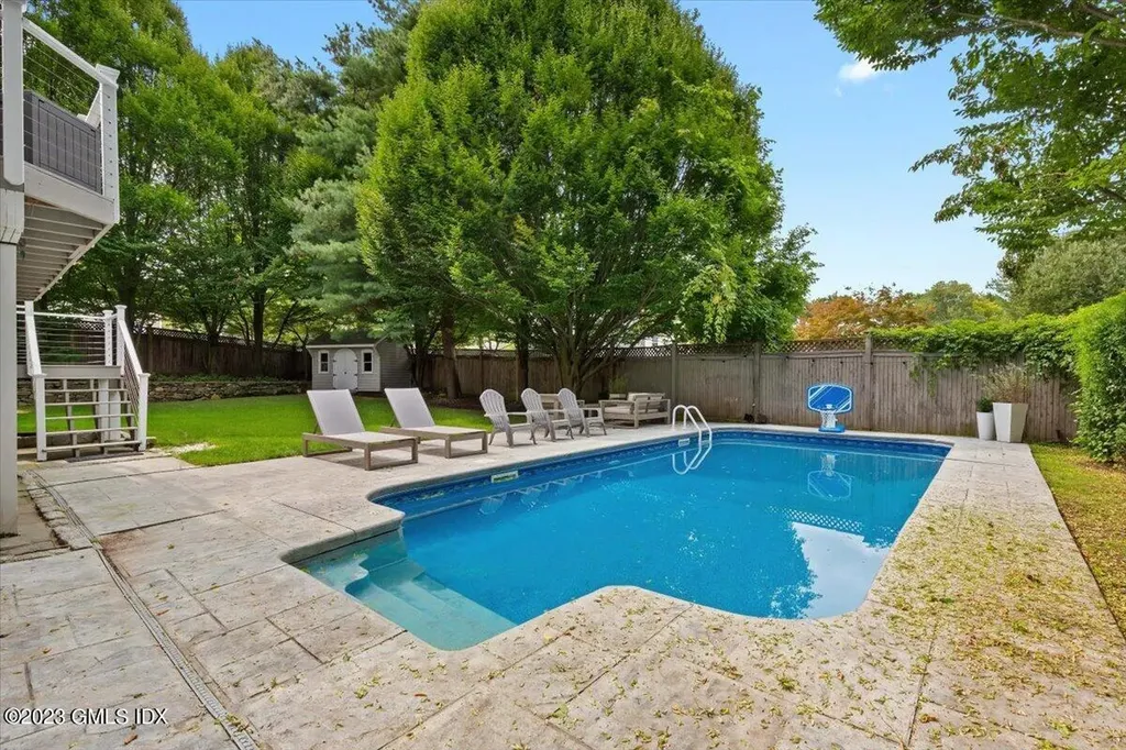 5 Sunshine Avenue Riverside CT 06878