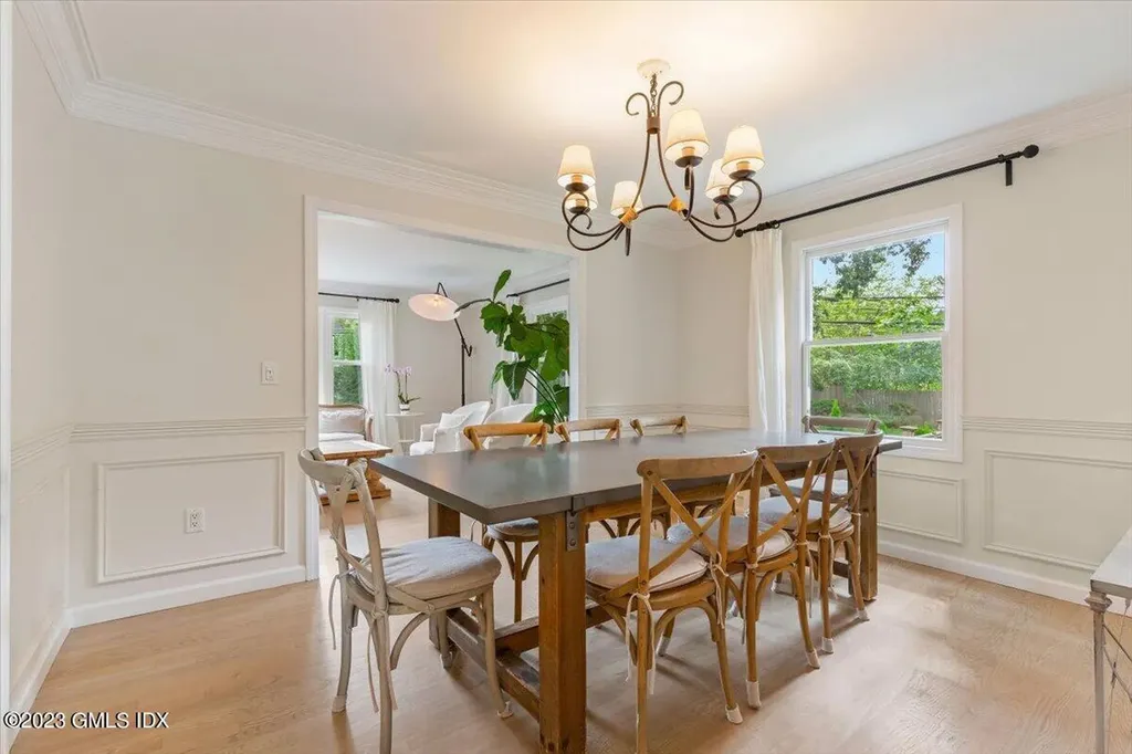 5 Sunshine Avenue Riverside CT 06878