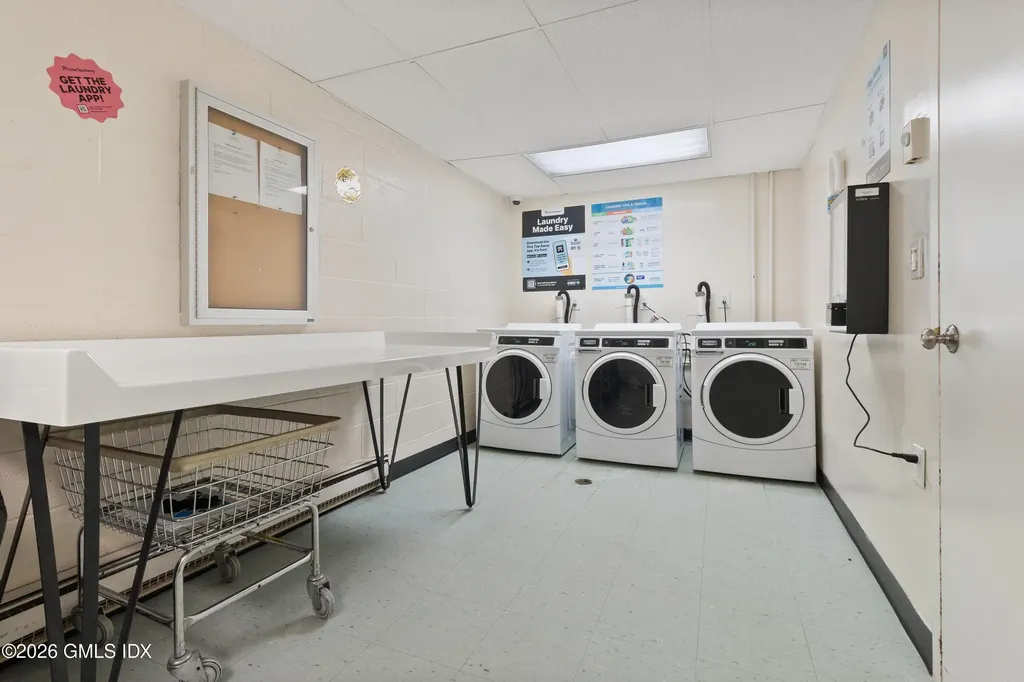 1535 E Putnam Avenue Old Greenwich CT 06870