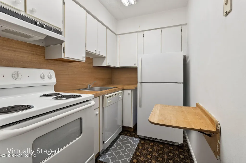 1535 E Putnam Avenue Old Greenwich CT 06870