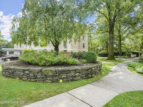1535 E Putnam Avenue Old Greenwich CT 06870
