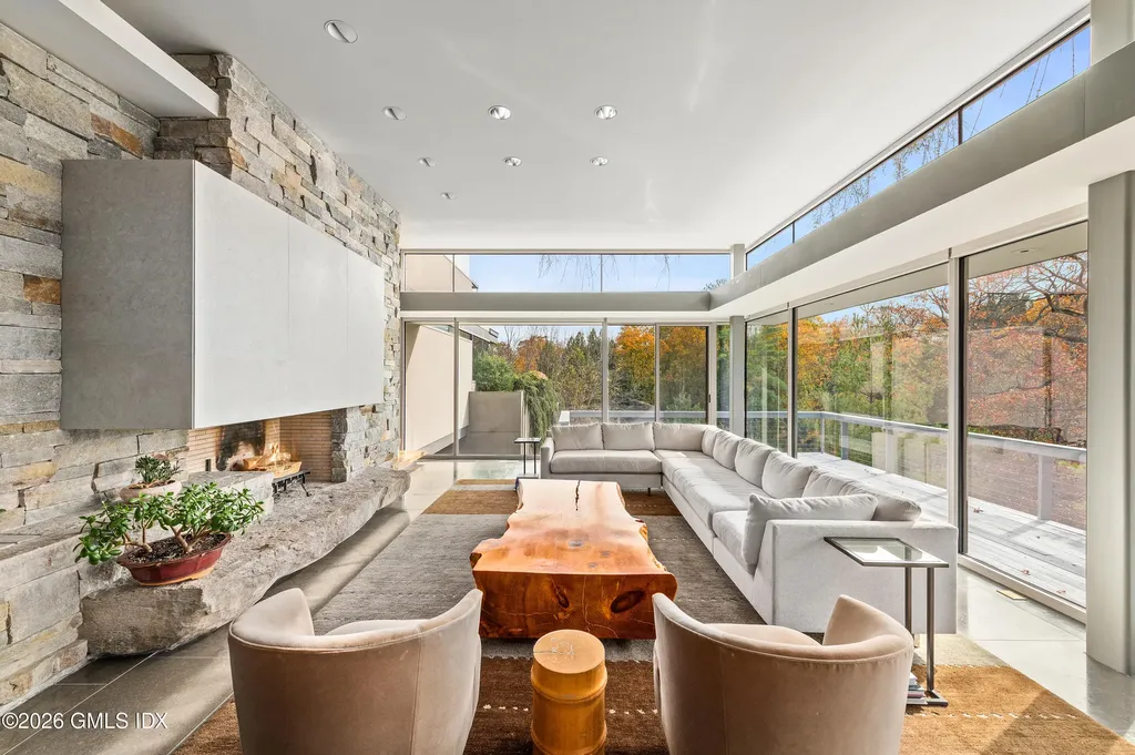 326-338 Stanwich Road Greenwich CT 06830