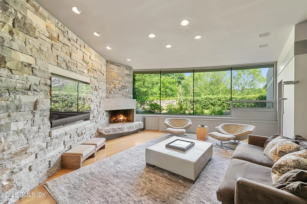 326-338 Stanwich Road Greenwich CT 06830