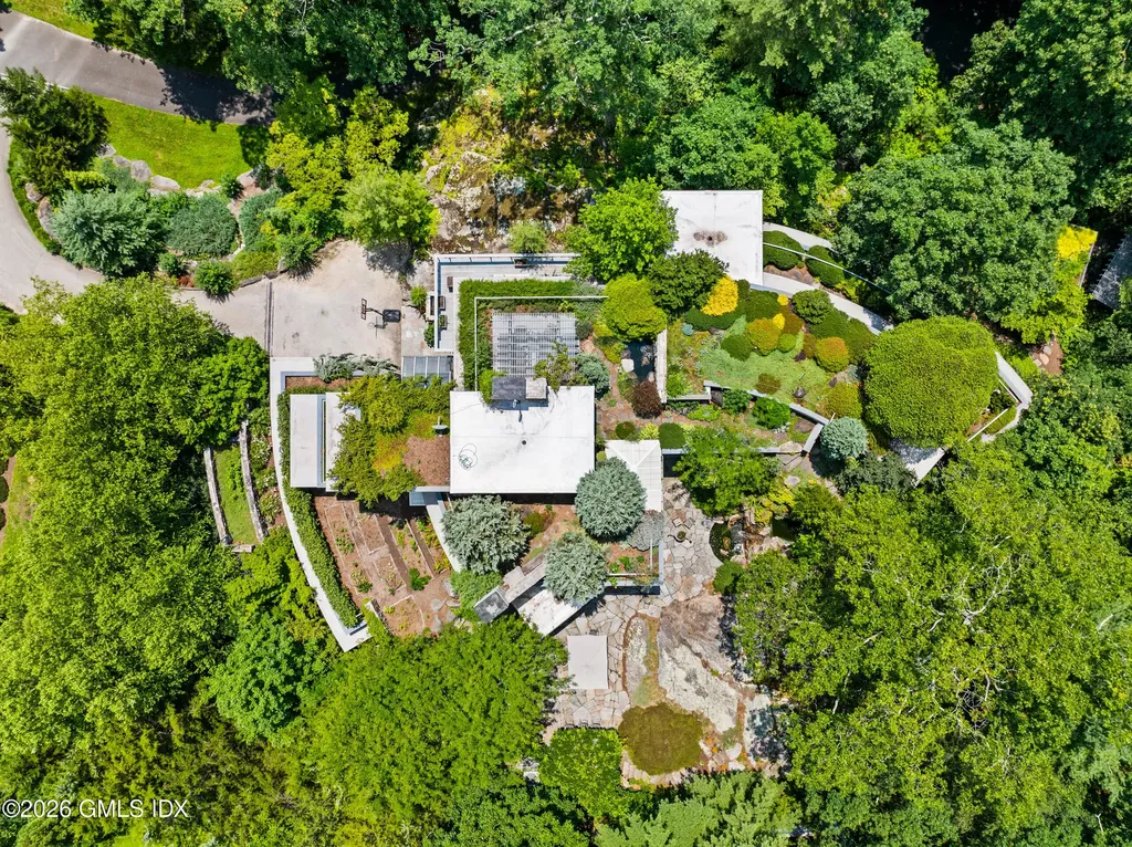 326-338 Stanwich Road Greenwich CT 06830