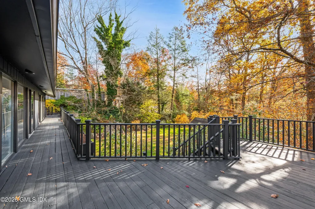 326-338 Stanwich Road Greenwich CT 06830