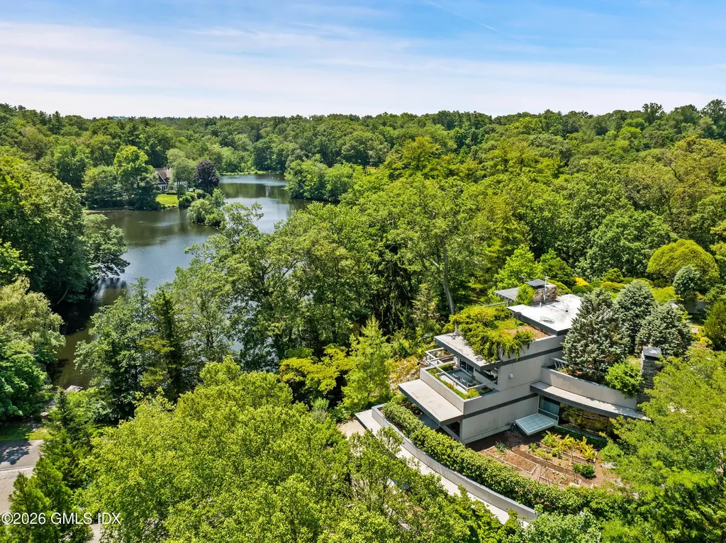 326-338 Stanwich Road Greenwich CT 06830