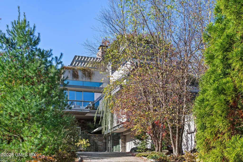 326-338 Stanwich Road Greenwich CT 06830