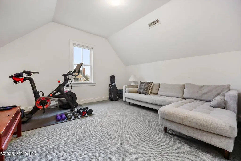 693 S Benson Road Fairfield CT 06824