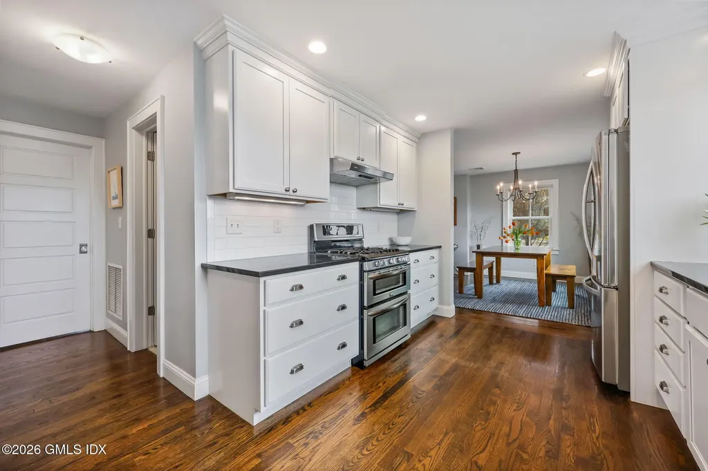 693 S Benson Road Fairfield CT 06824