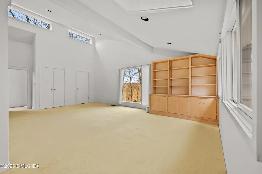 41 Londonderry Drive Greenwich CT 06830