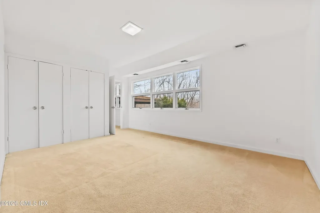 41 Londonderry Drive Greenwich CT 06830