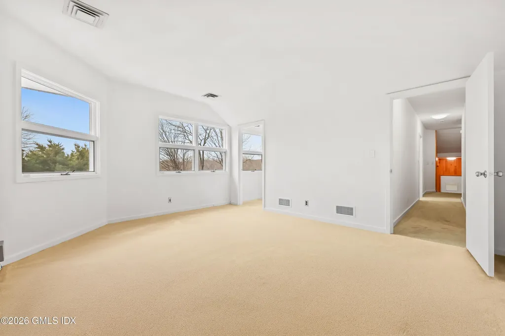 41 Londonderry Drive Greenwich CT 06830