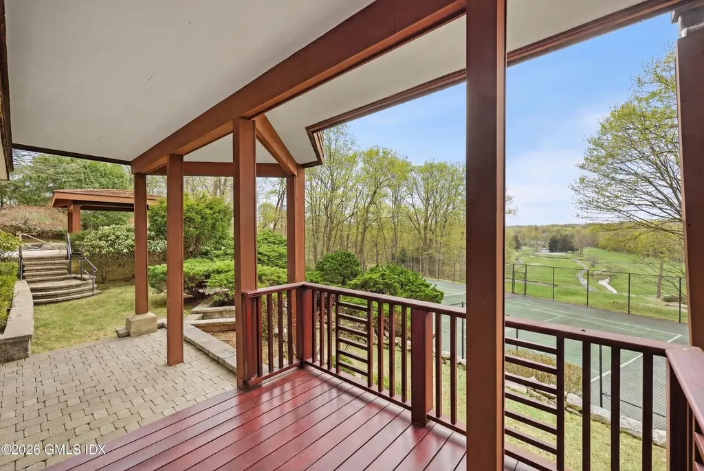 41 Londonderry Drive Greenwich CT 06830