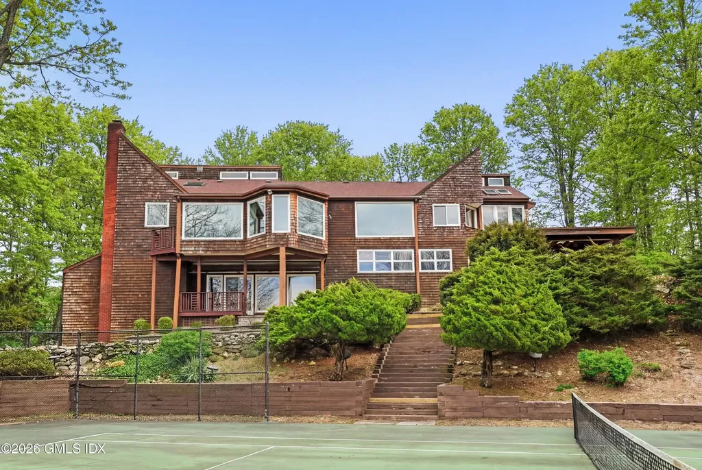 41 Londonderry Drive Greenwich CT 06830