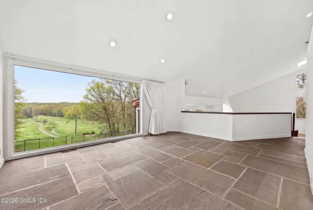 41 Londonderry Drive Greenwich CT 06830