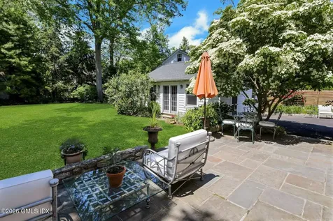 11 Roosevelt Avenue Old Greenwich CT 06870