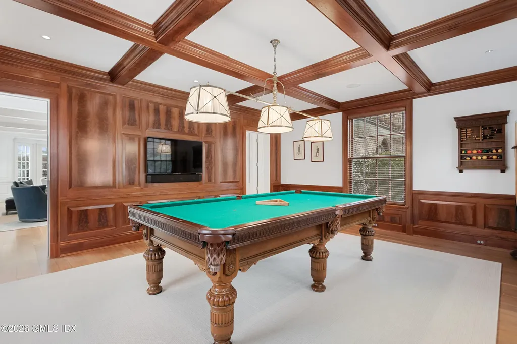 19 Hawkwood Lane Greenwich CT 06830
