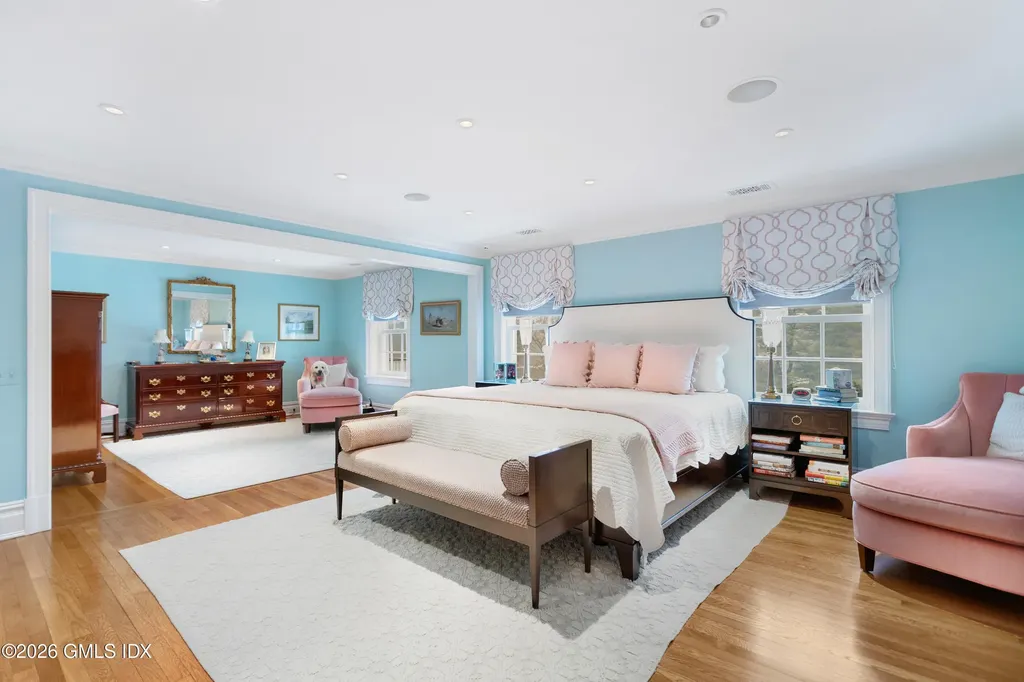 19 Hawkwood Lane Greenwich CT 06830