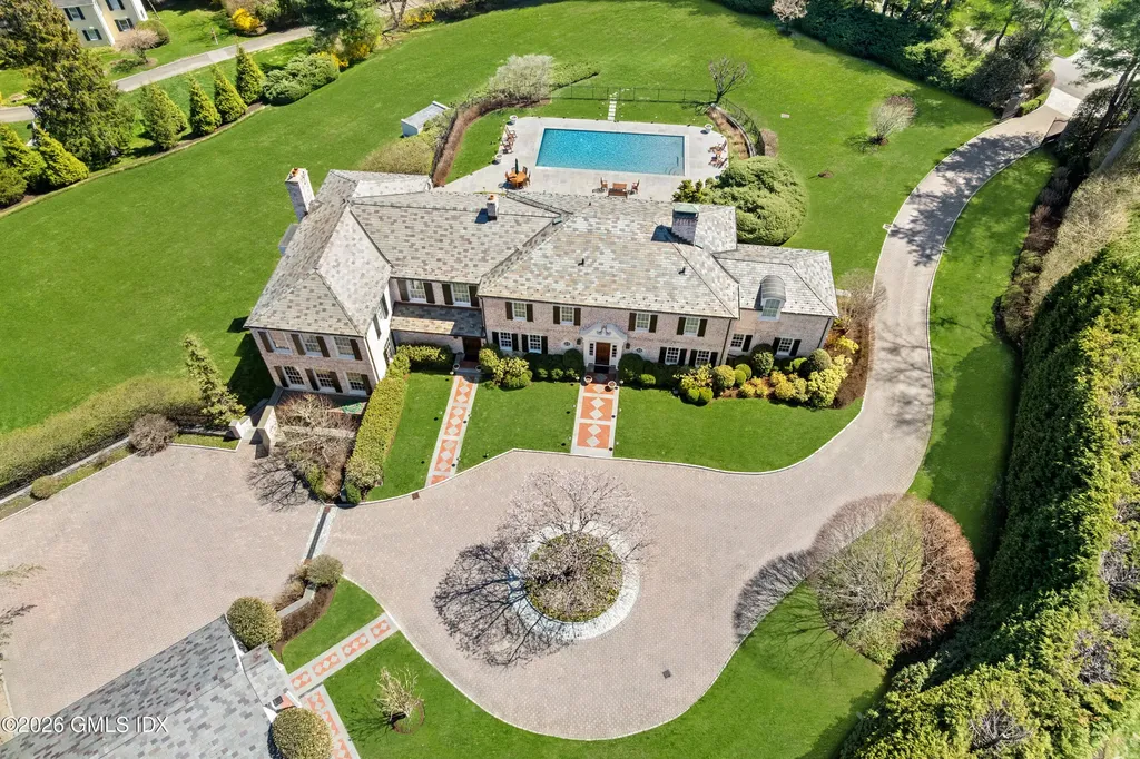 19 Hawkwood Lane Greenwich CT 06830