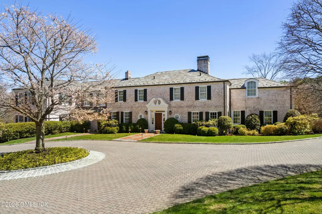 19 Hawkwood Lane Greenwich CT 06830