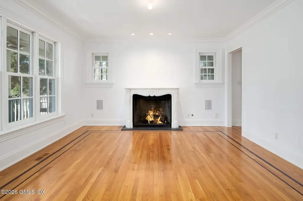 24 Annjim Drive Greenwich CT 06830