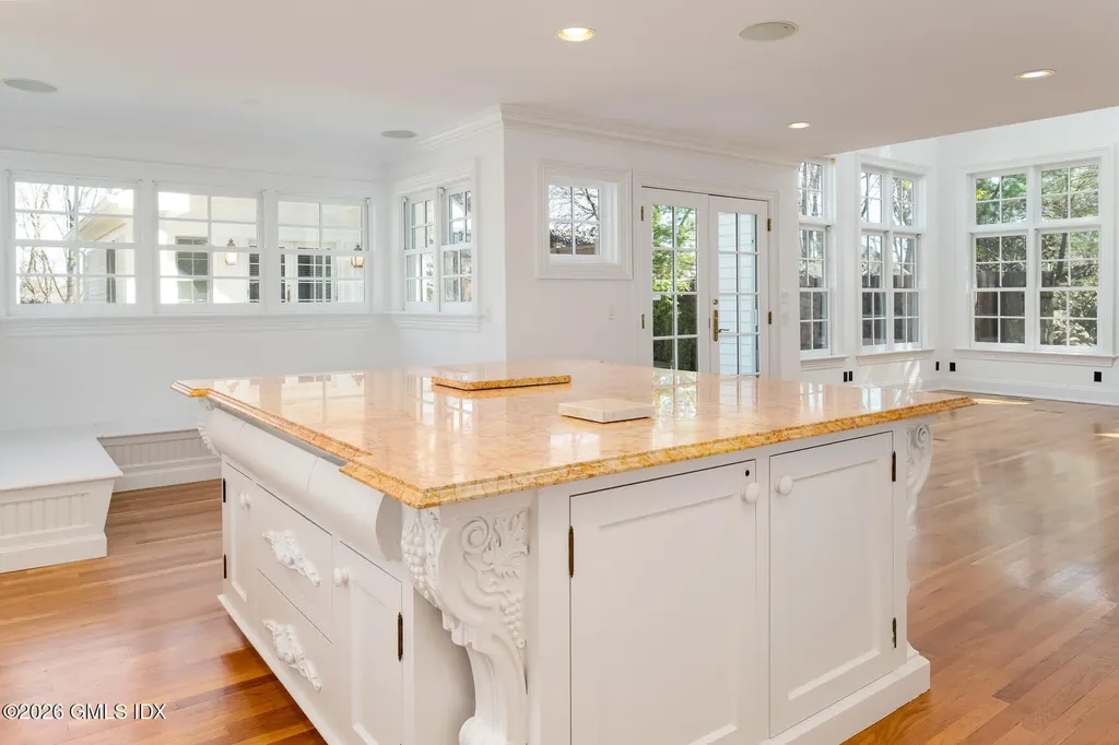 24 Annjim Drive Greenwich CT 06830